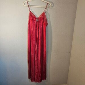vntg JC Penny red long satiny nightgown dark romantic medium